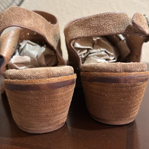 SOFFT SLINGBACKS SHOES TAN SUEDE LEATHER WITH CUTOUTS ADJUSTABLE STRAP BUCKLE - Picture 8 of 11